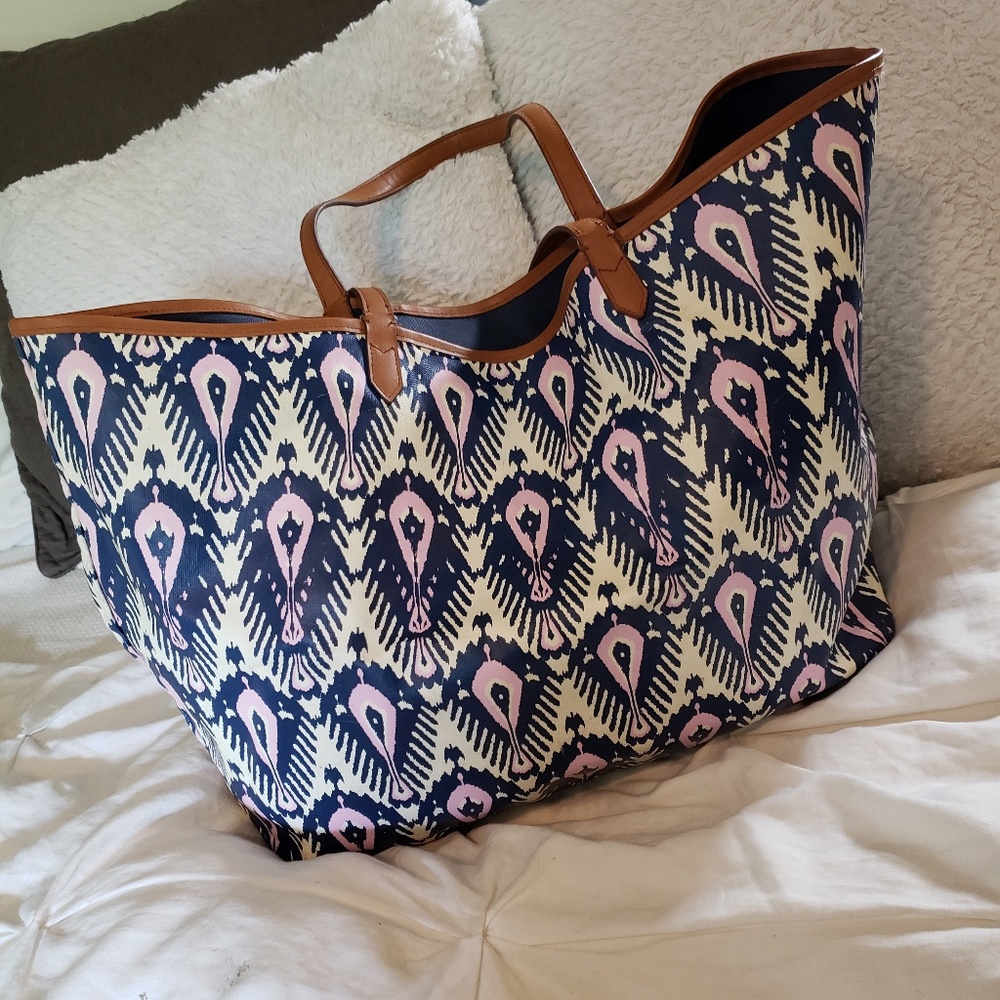 Stella and dot large reversible tote bag